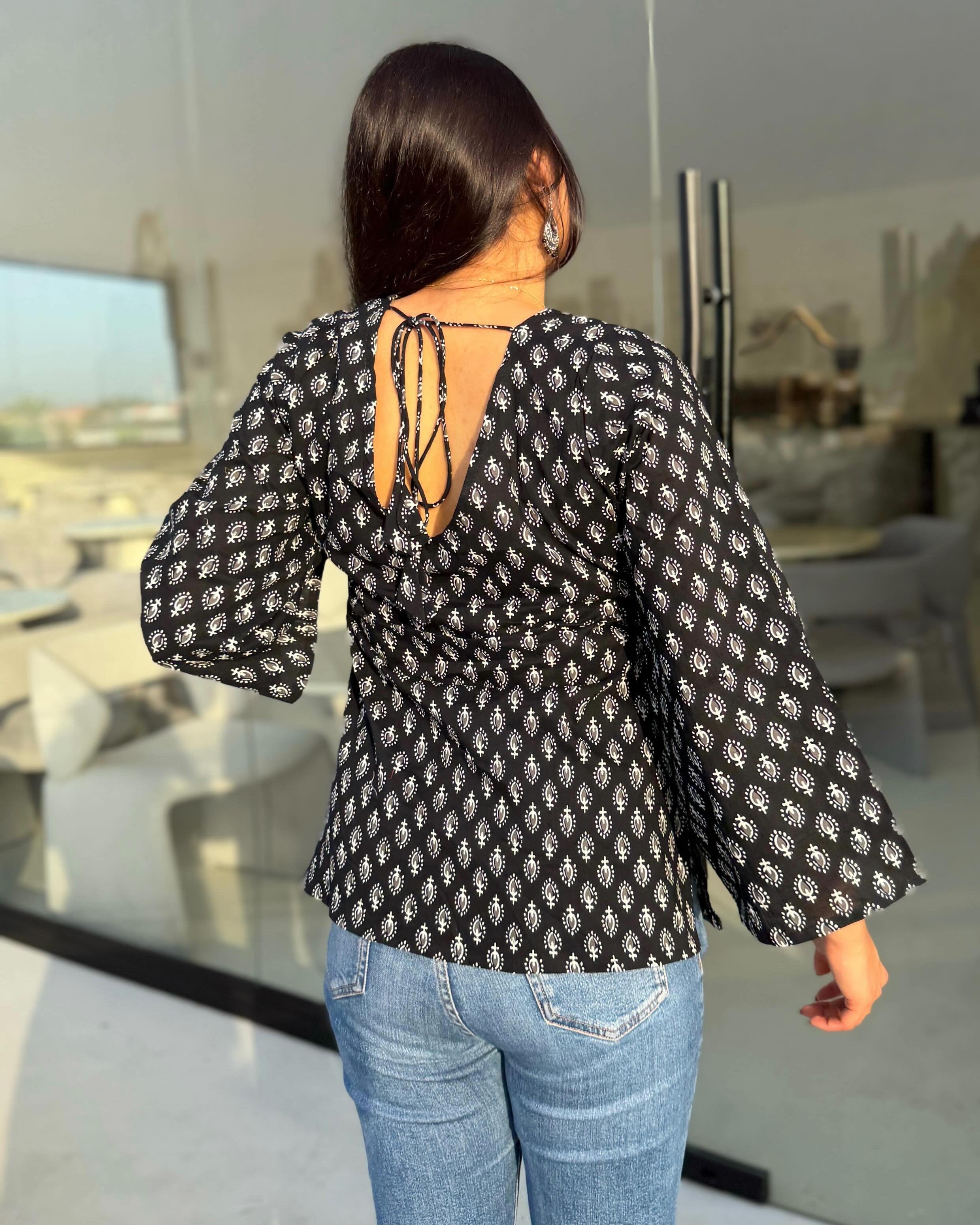 Tara Top