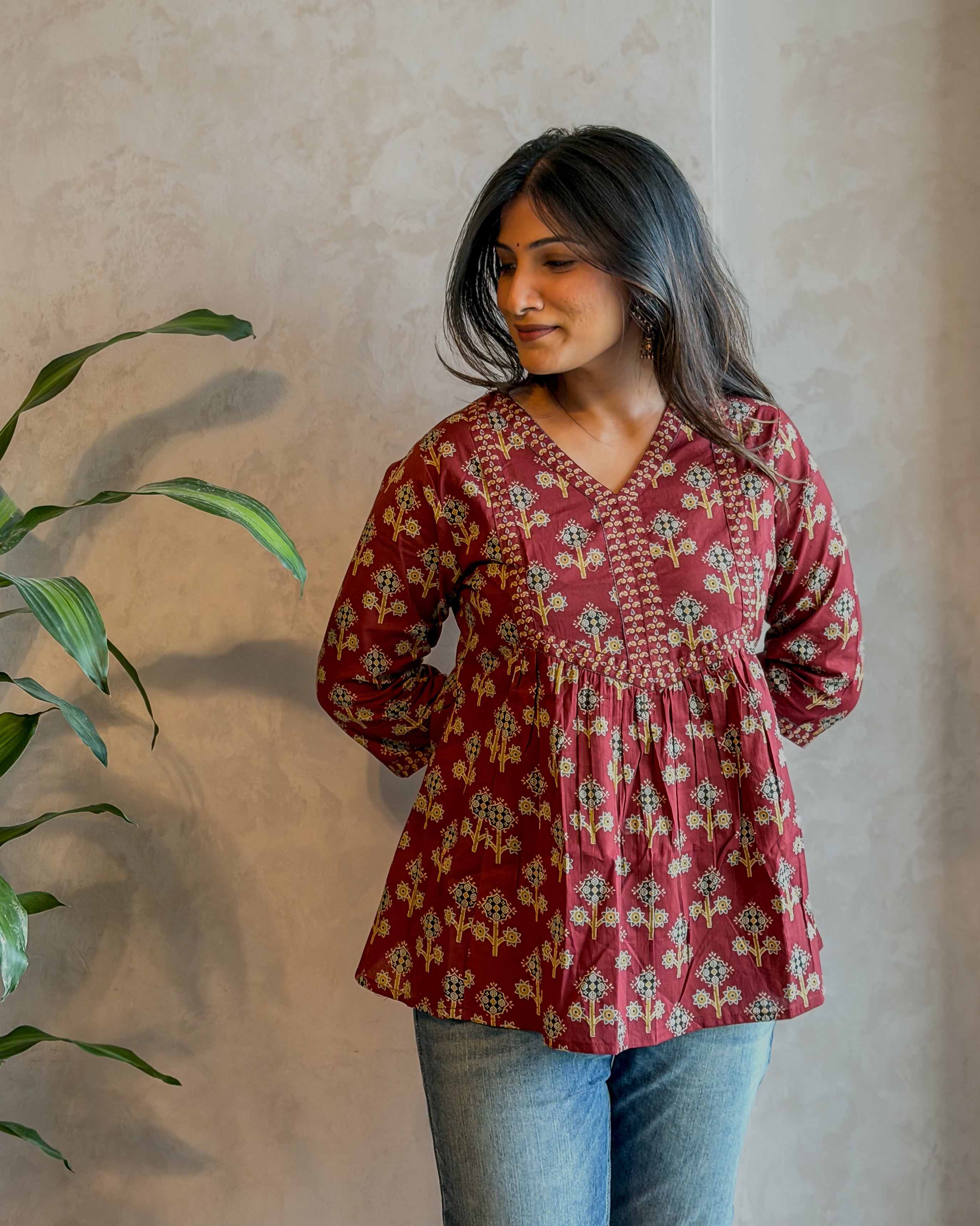 Zoya Top