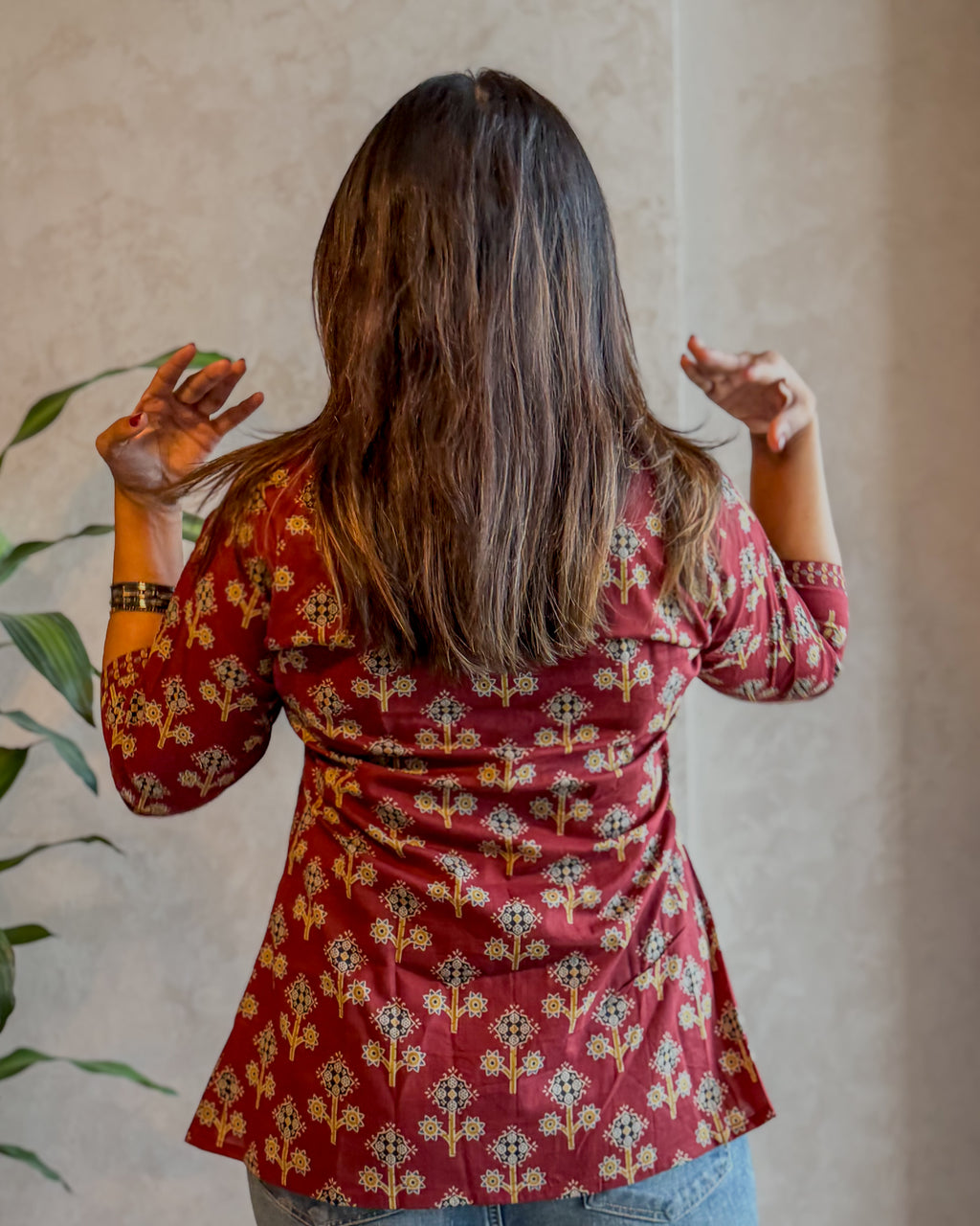 Zoya Top