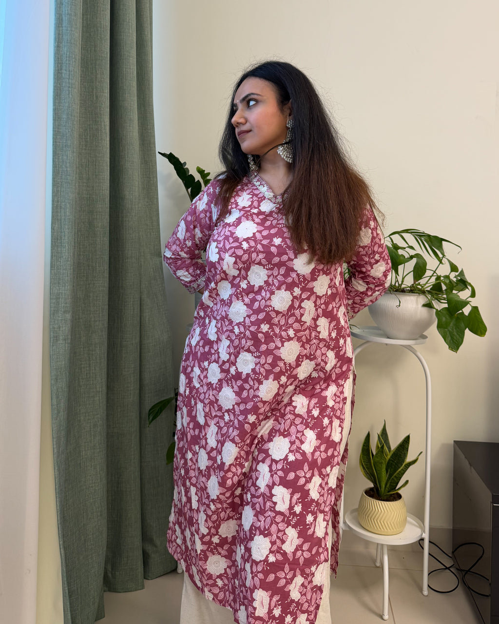 Gulnaar Kurti